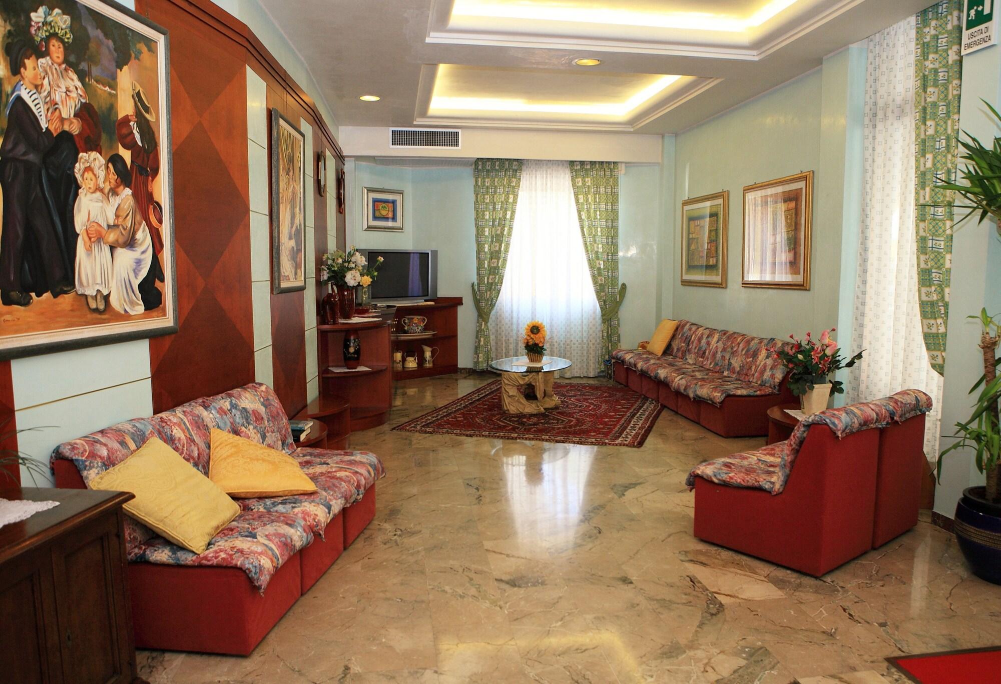 Hotel American ลิโดดิเยโซโล ภายนอก รูปภาพ