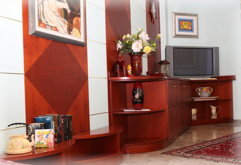 Hotel American ลิโดดิเยโซโล ภายนอก รูปภาพ